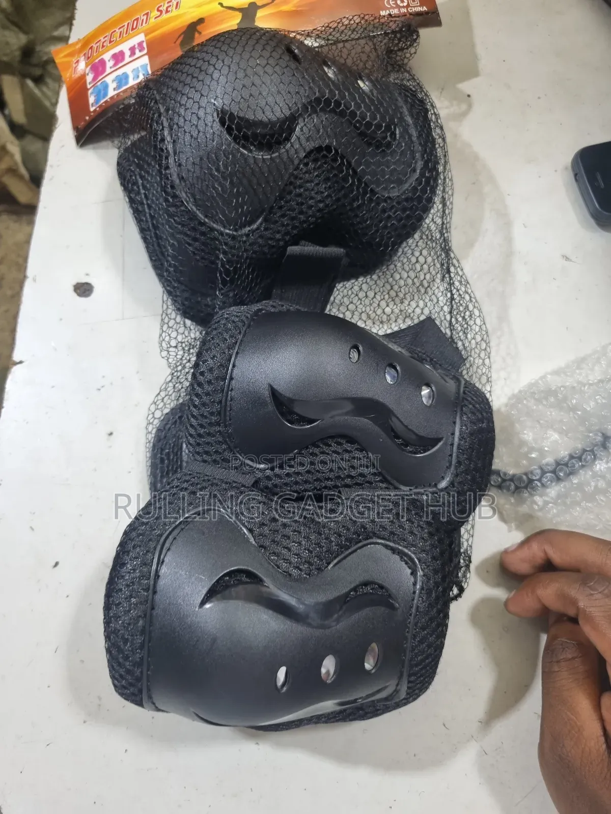 Protective 6-Piece Bicycle Guards for Both Legs and Hands.