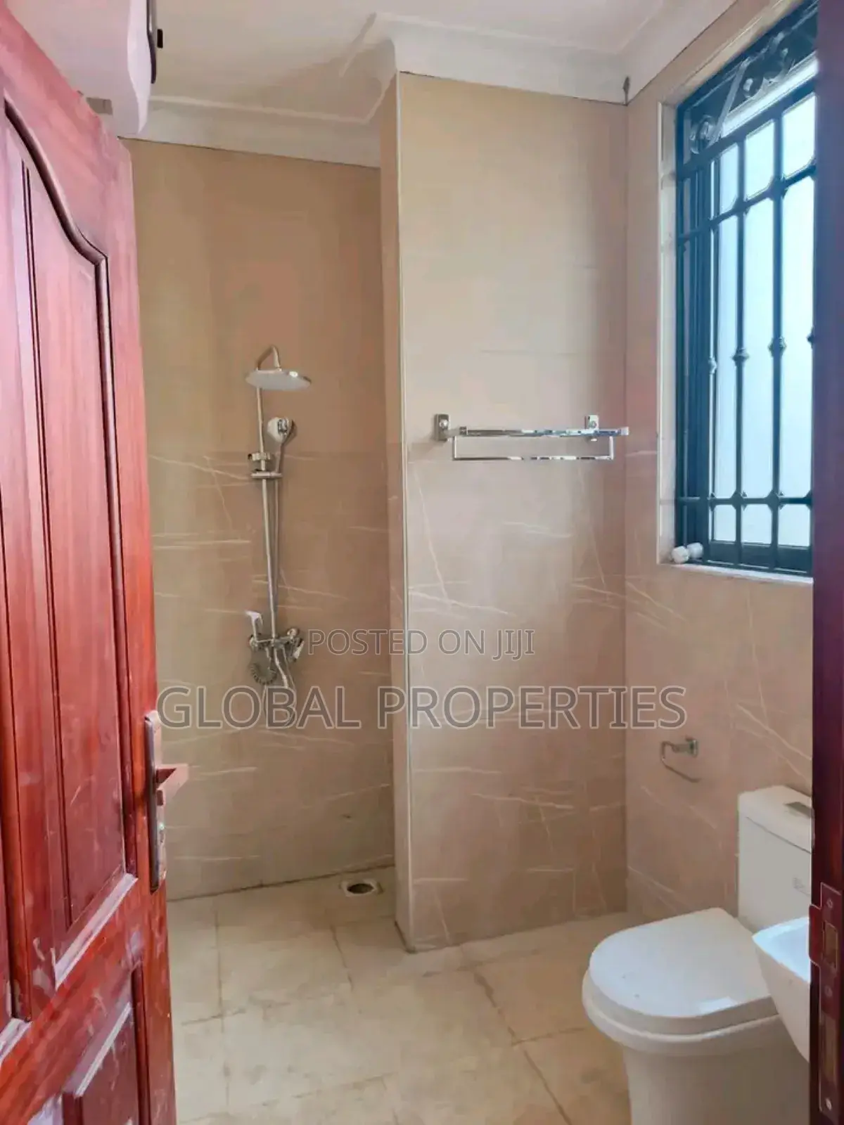 2bdrm Apartment in Kyambongo Kireka Rd, Central Division for rent