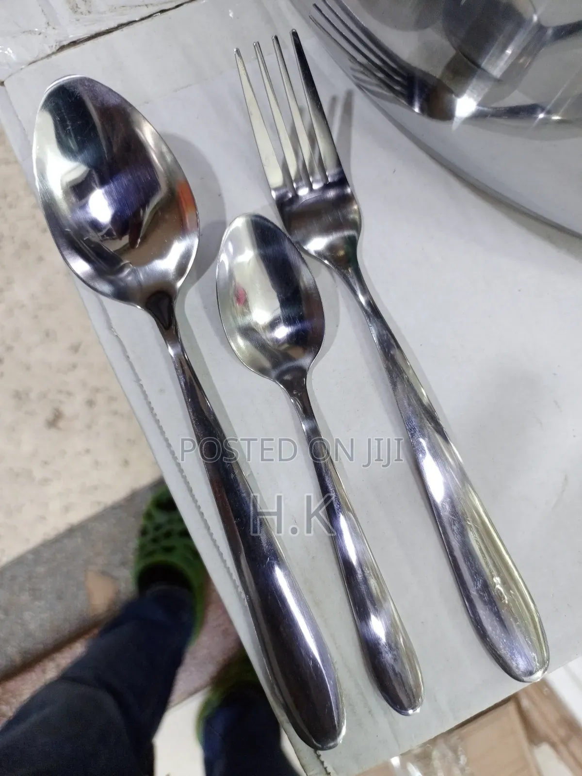 Cutlery Set of 18pcs