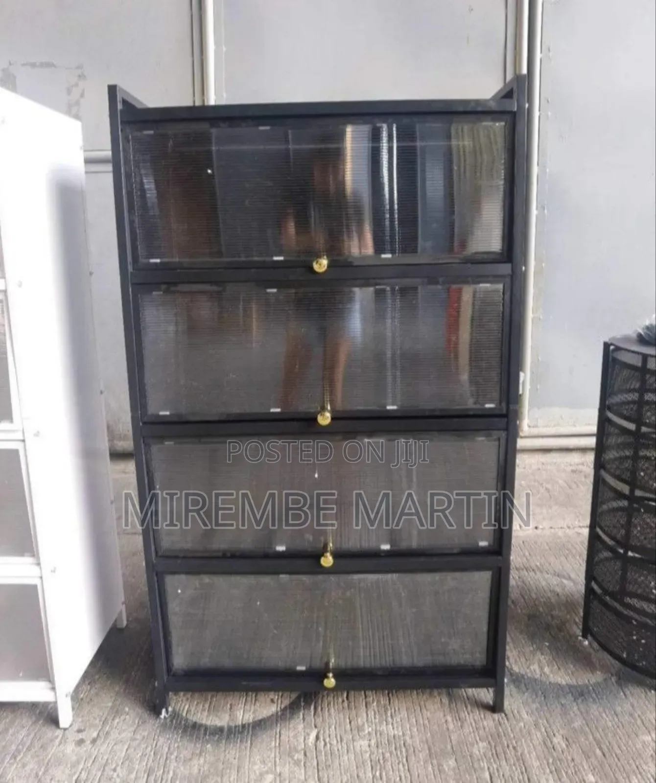 Multi-Purpose Storage Shelf, With Lid and Moving Wheels,