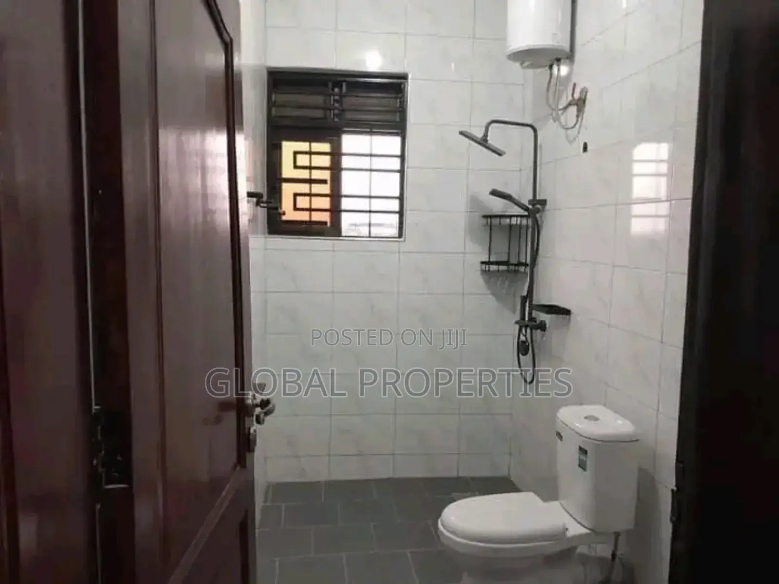 3bdrm Apartment in Nsawo Estate, Central Division for rent