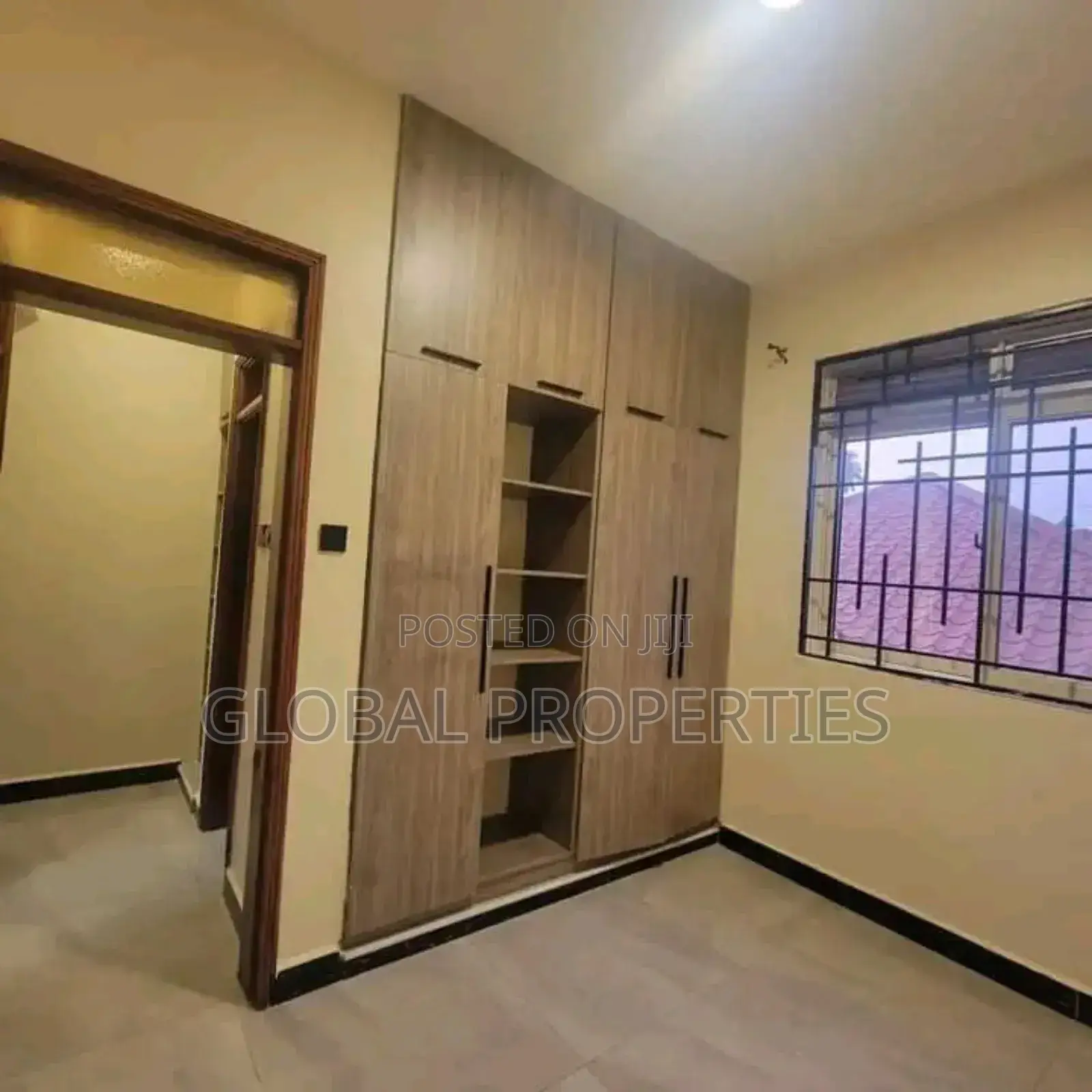 4bdrm Bungalow in Naalya Estate, Central Division for rent