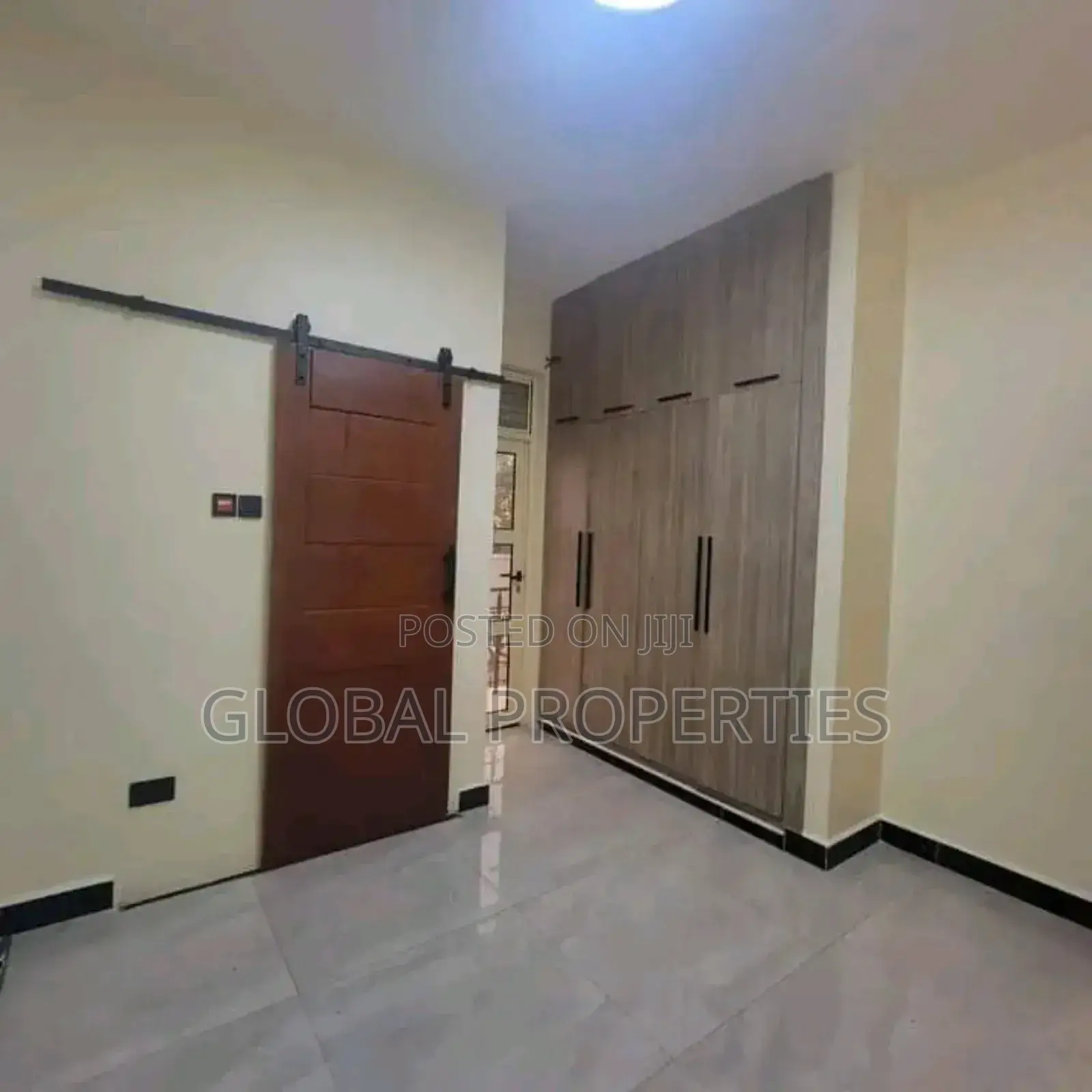 4bdrm Bungalow in Naalya Estate, Central Division for rent