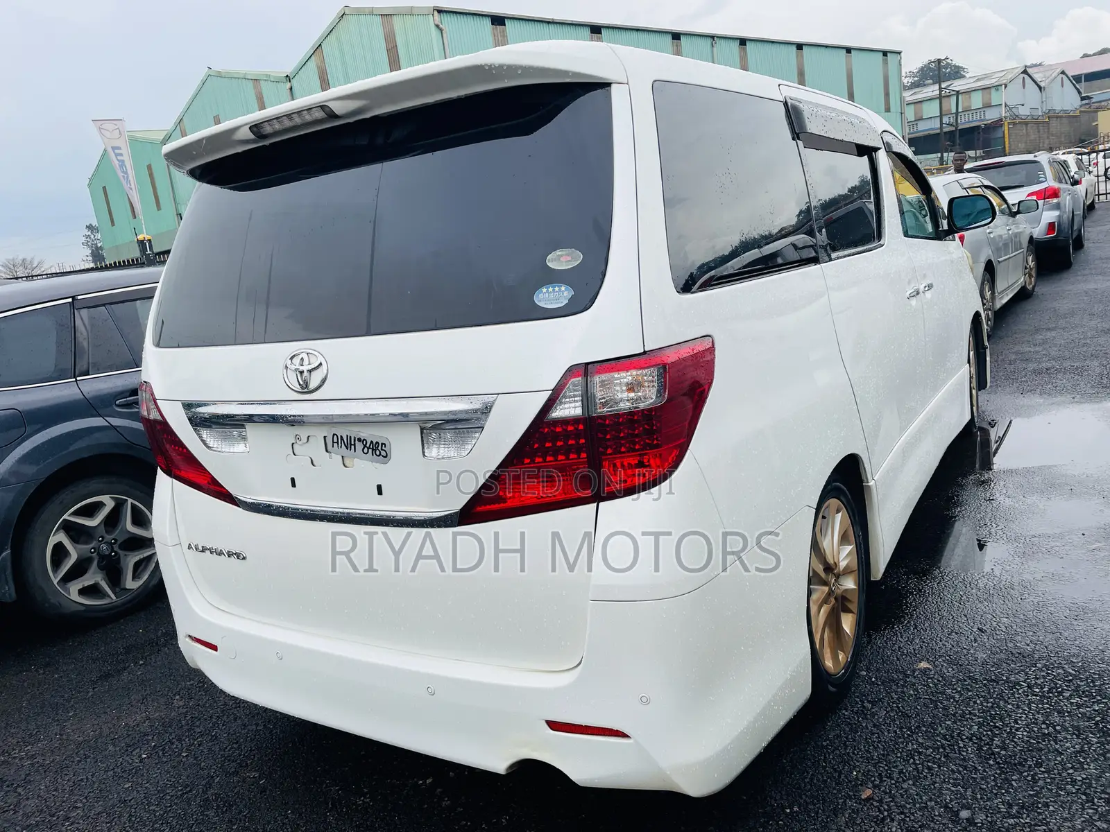 Toyota Alphard 2.4 Petrol FWD 2010 White