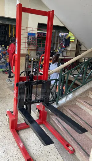 Crane Pallet Lifter