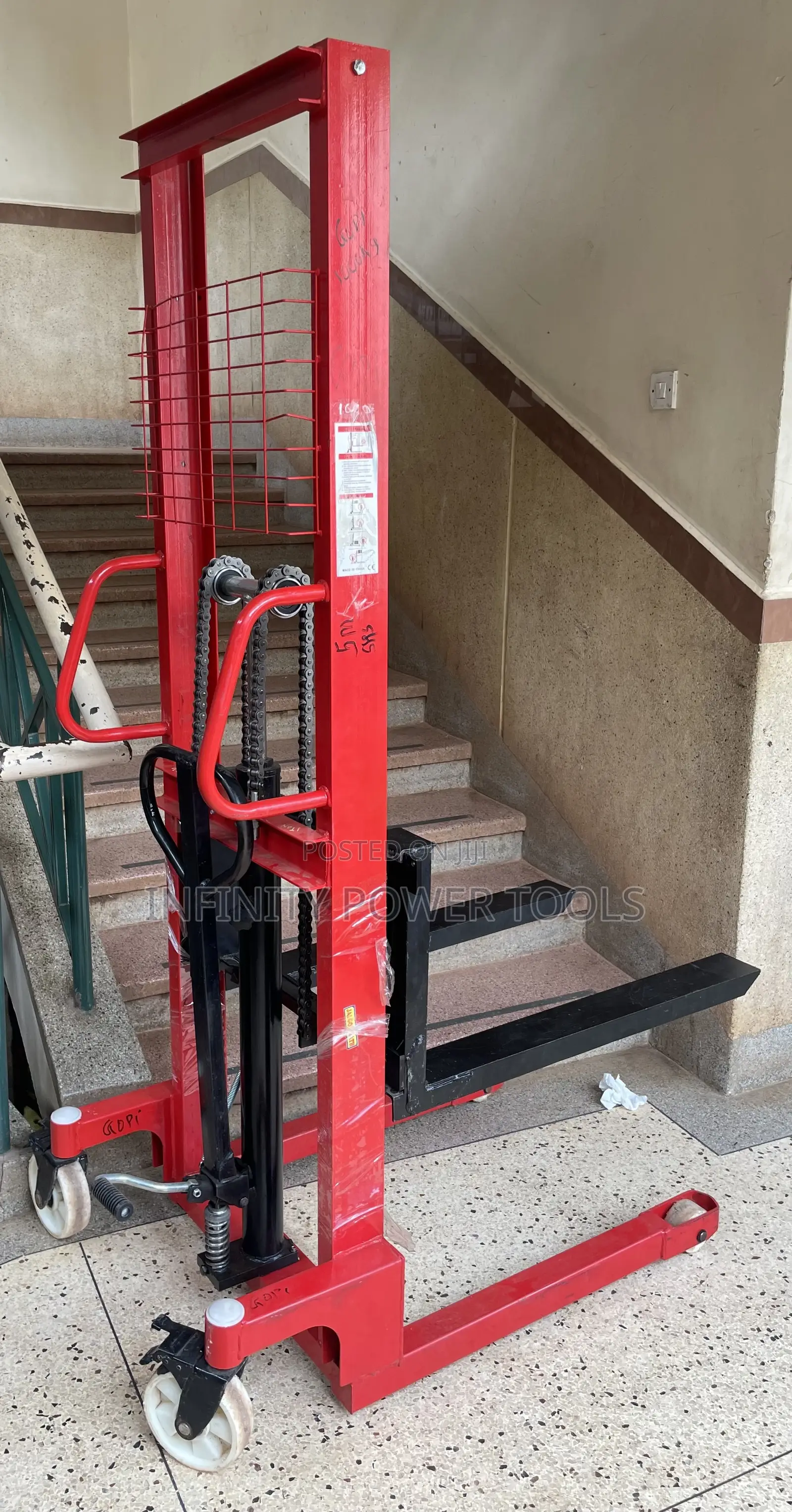 Crane Pallet Lifter