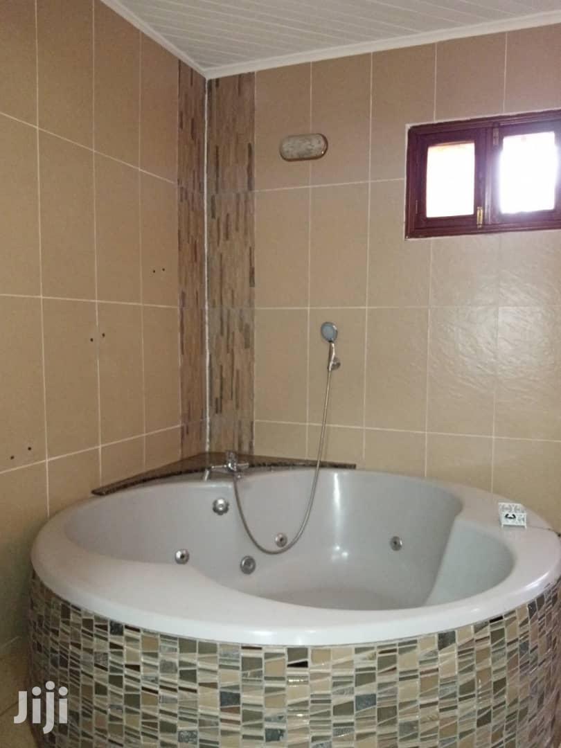 Four Bedroom House In Kololo For Rent