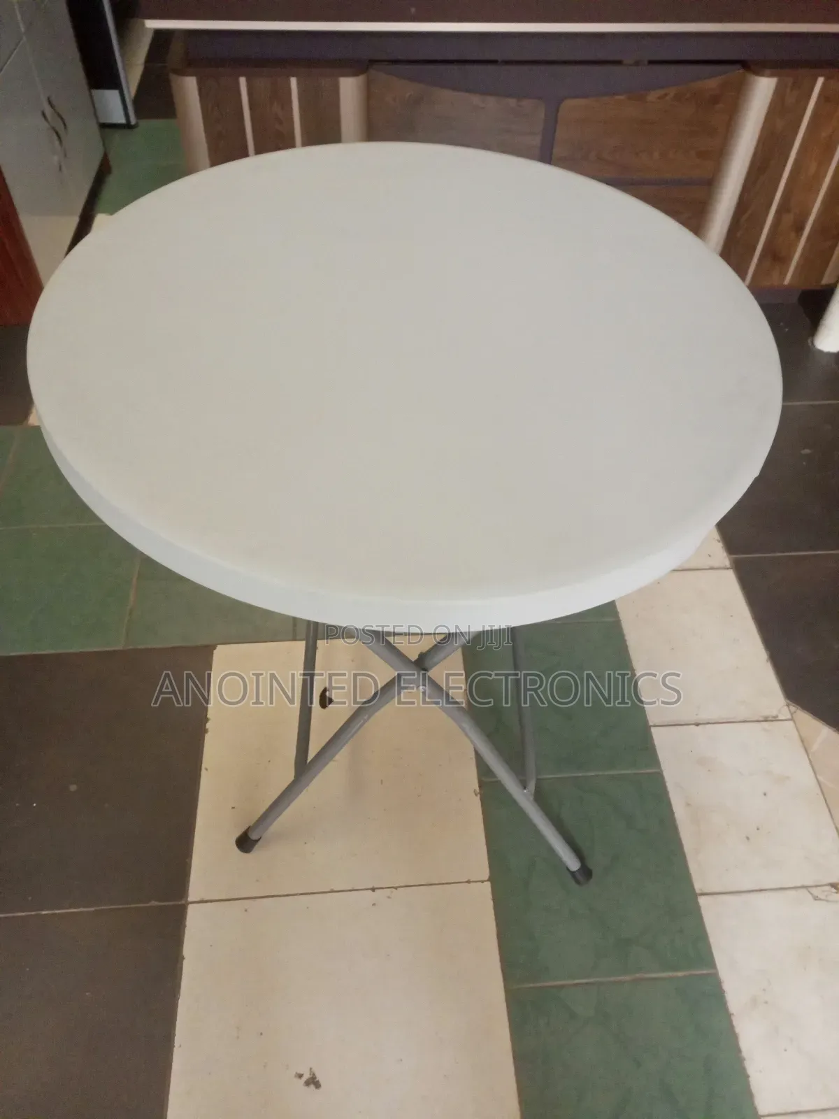 Restaurants Foldable Table