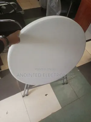 Restaurants Foldable Table