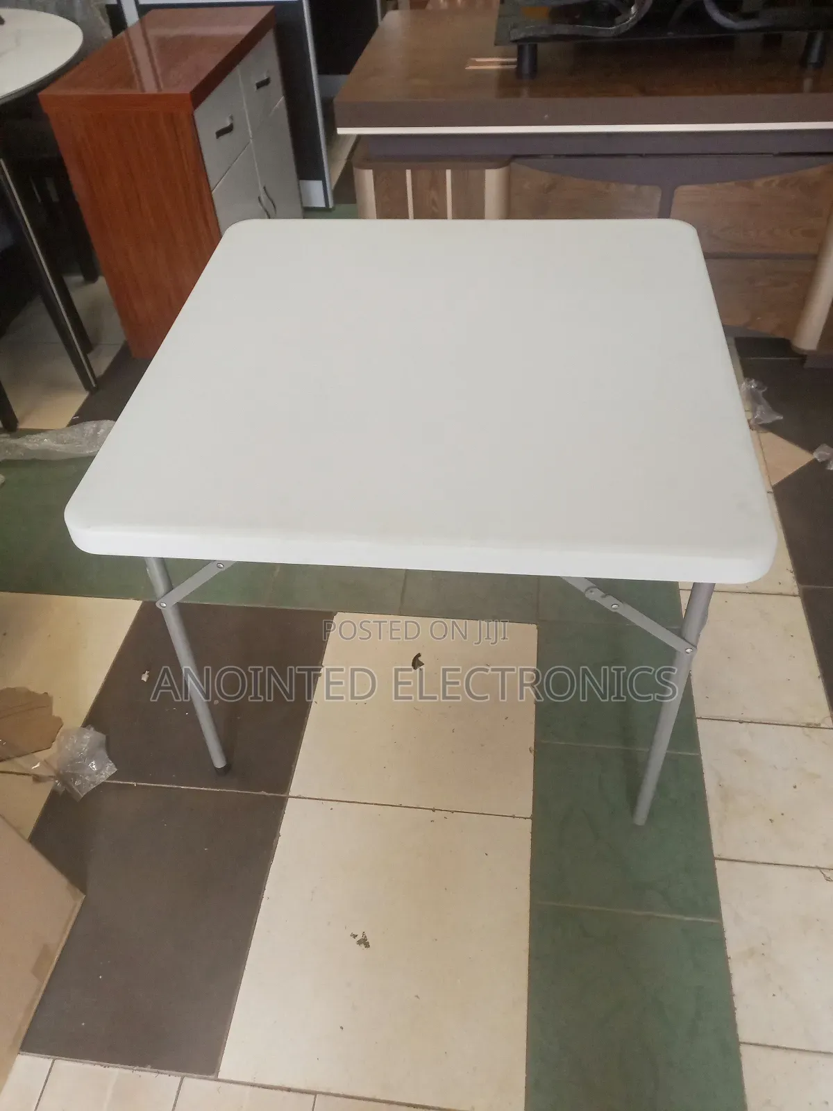 Restaurants Foldable Table