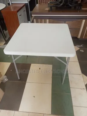 Restaurants Foldable Table