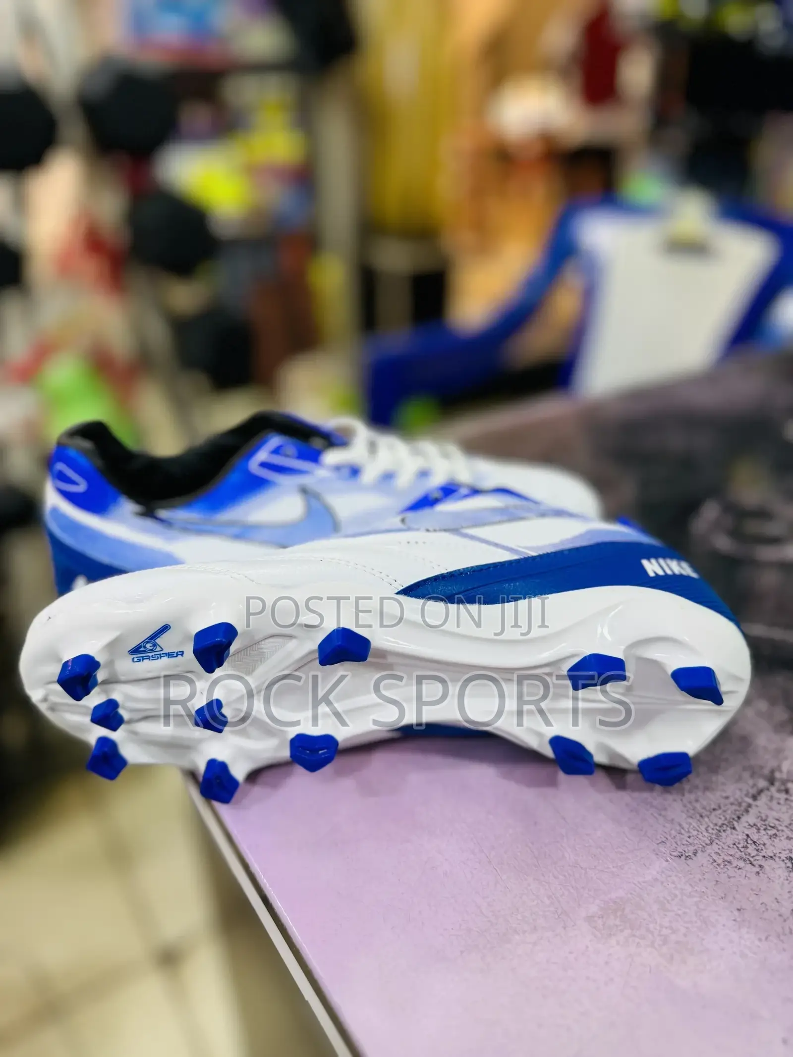 Football Shoes Nike (36 to 41)