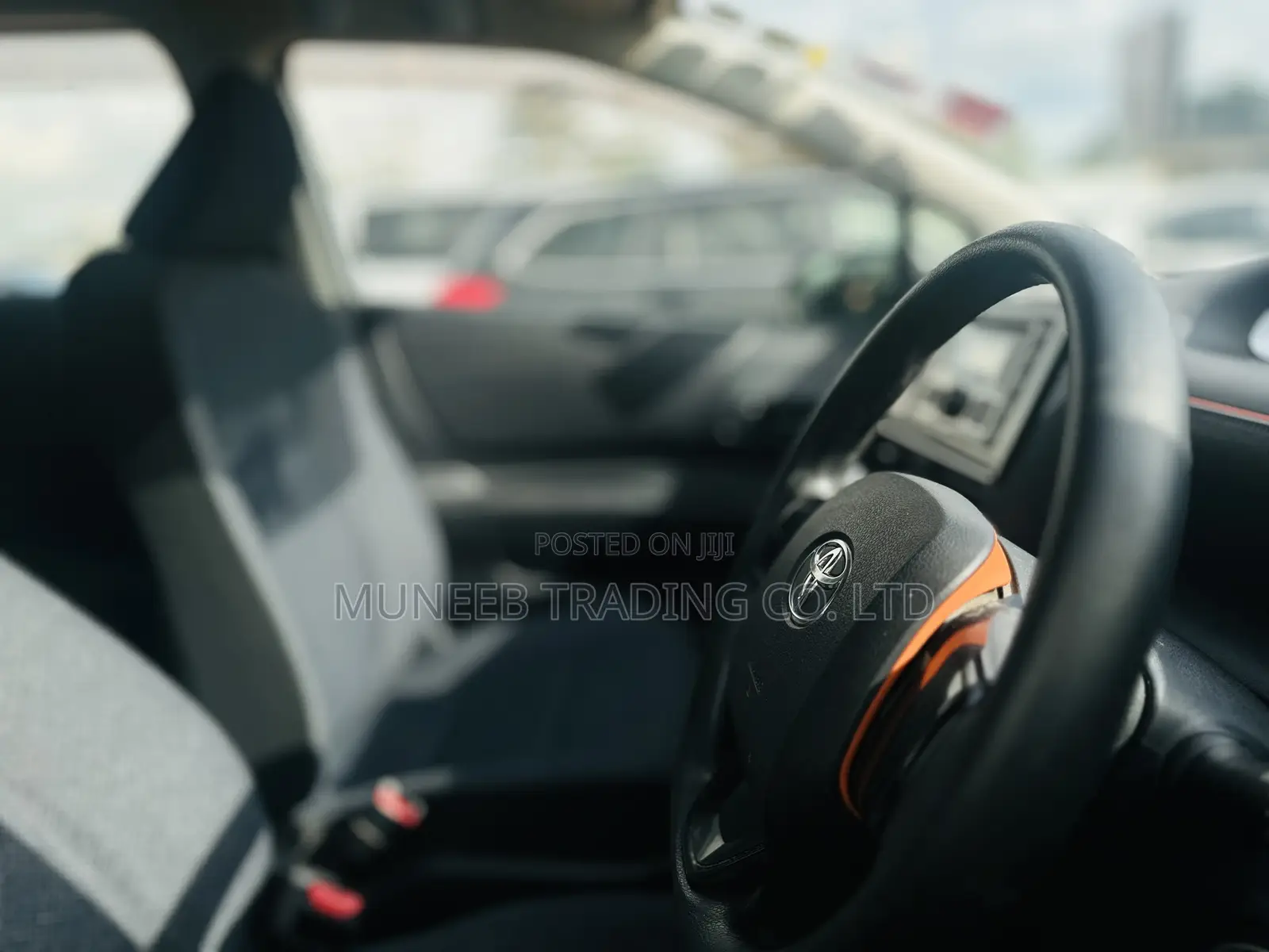 Toyota Sienta 1.5 AWD 2014 Silver