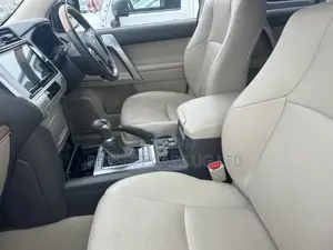 Toyota Land Cruiser Prado 2.7 2018 Black