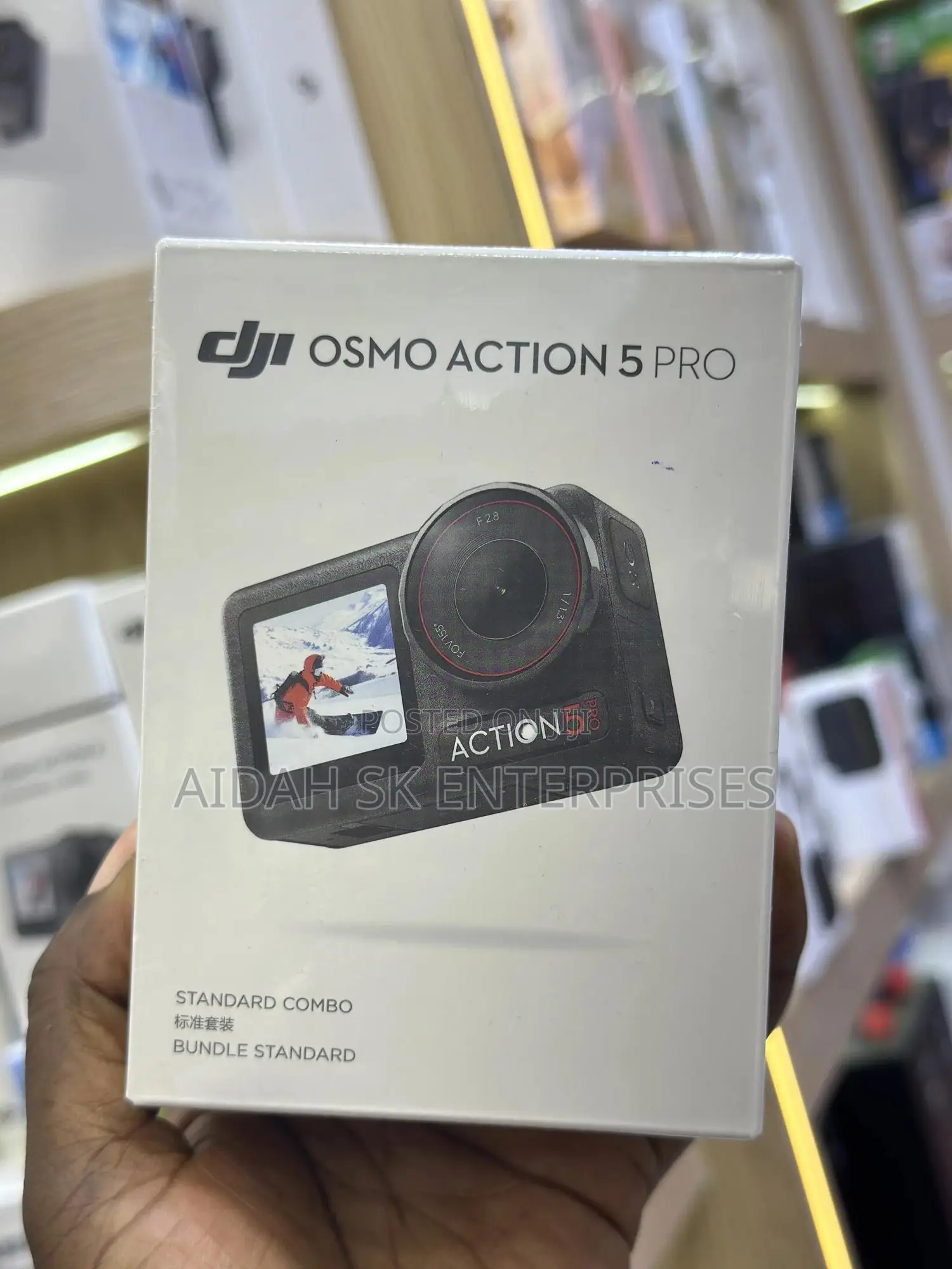 DJI Osmo Action 5 Pro ,Standard Combo