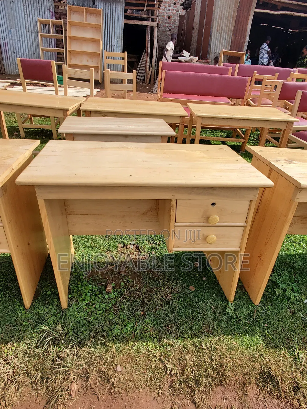 Easy Office Table