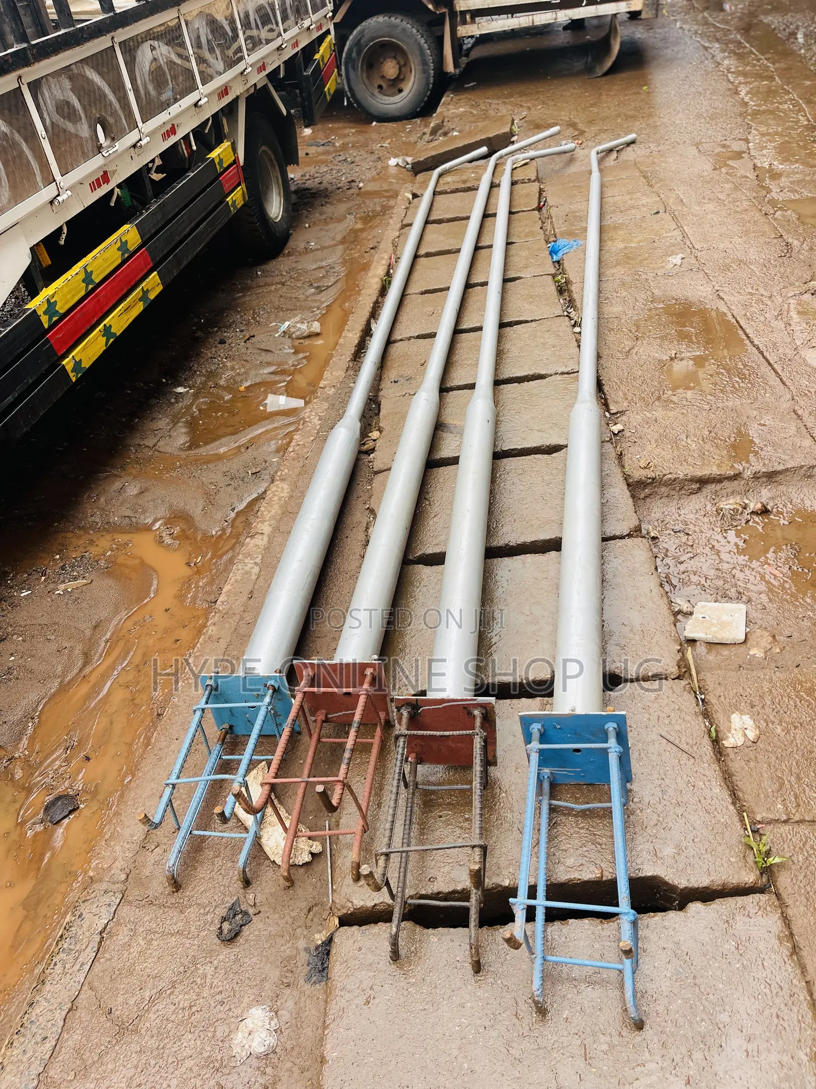 Mikisa Solar Light Poles
