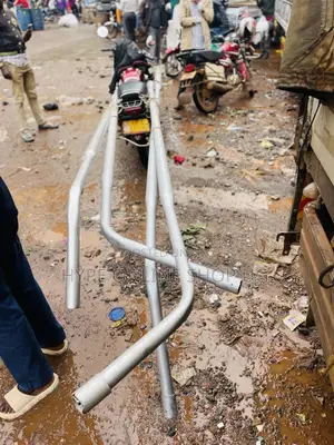 Boda Cheap Delivery Solar Poles