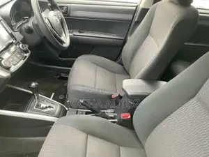 Toyota Corolla Fielder 2013 Silver