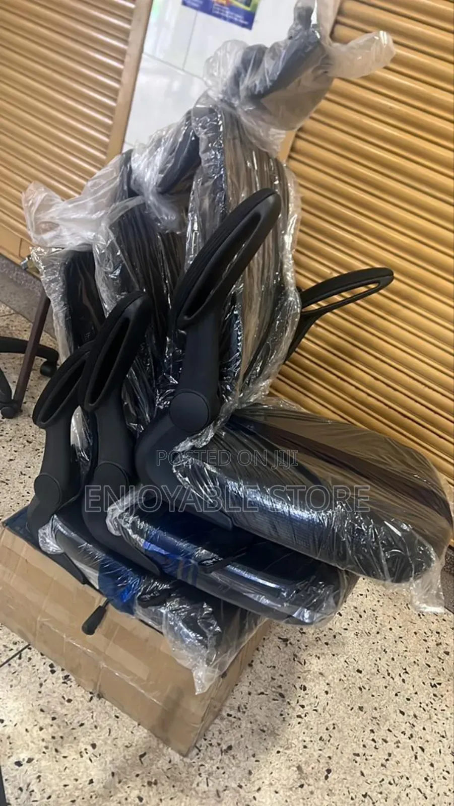 Classy Office Chair/Office Chair