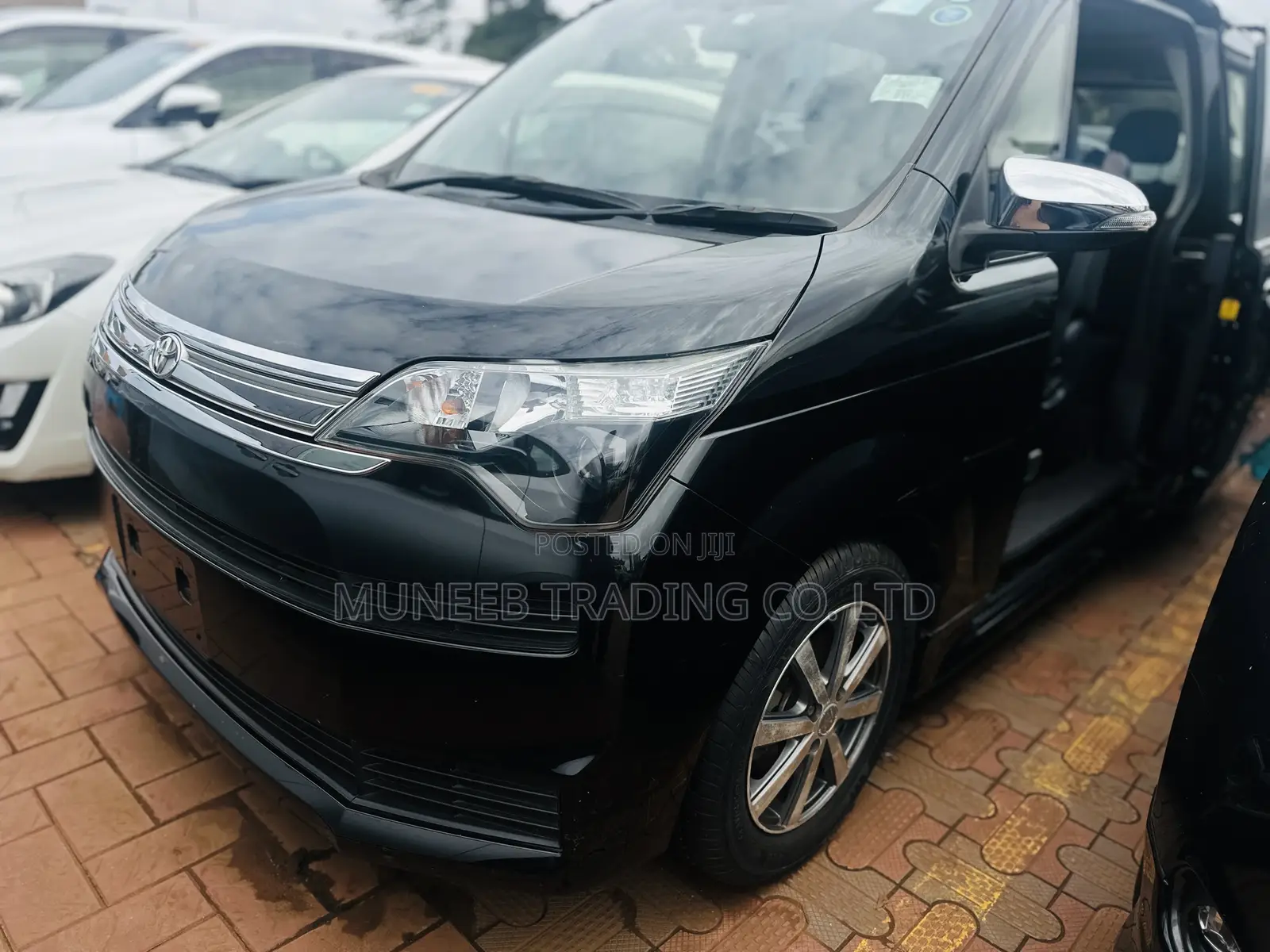 Toyota Spade 1.5 2015 Black