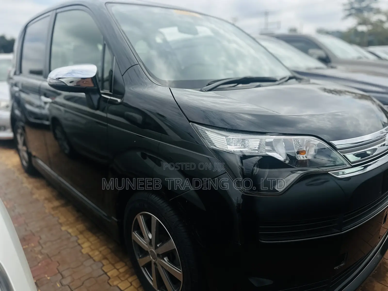 Toyota Spade 1.5 2015 Black