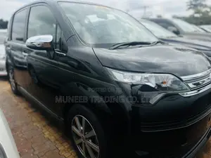 Toyota Spade 1.5 2015 Black