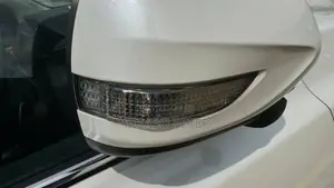 Subaru Legacy 2.5i Premium 2011 White