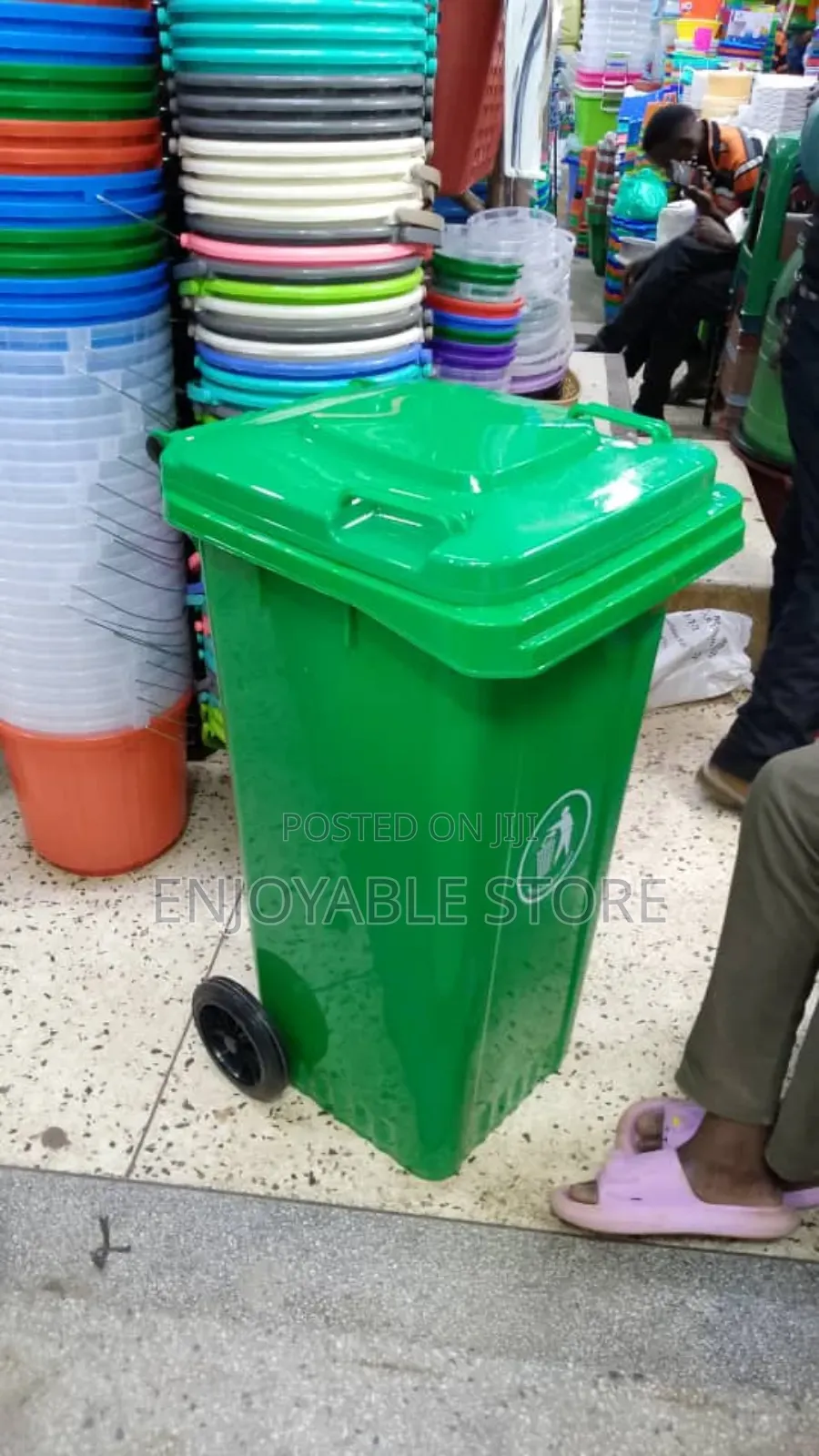 Modern Plastic Dustbins 120ltrs