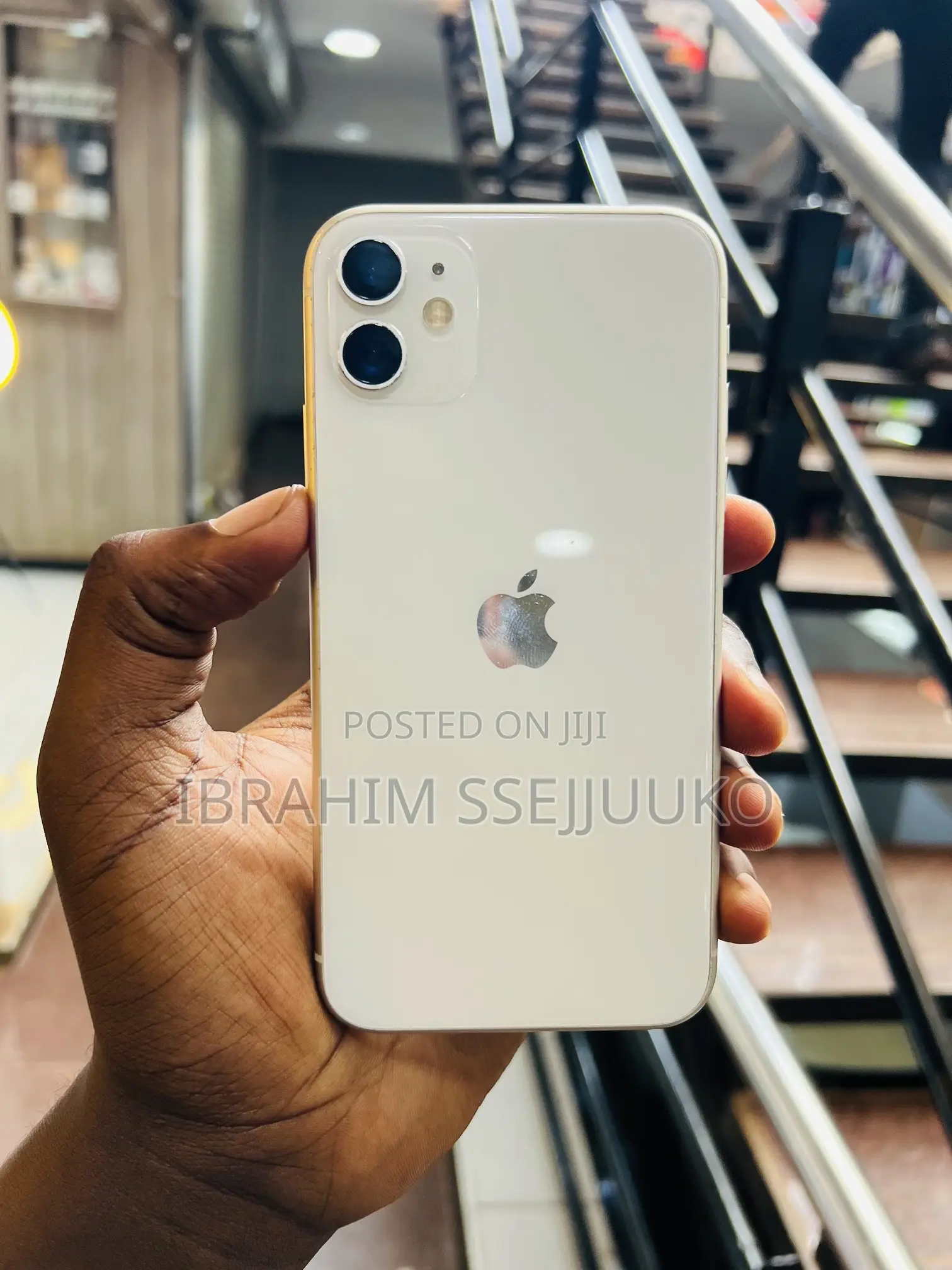 Apple iPhone 11 64 GB White