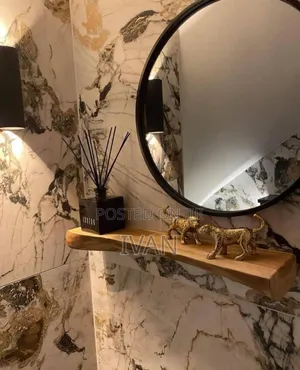 Round Mirror