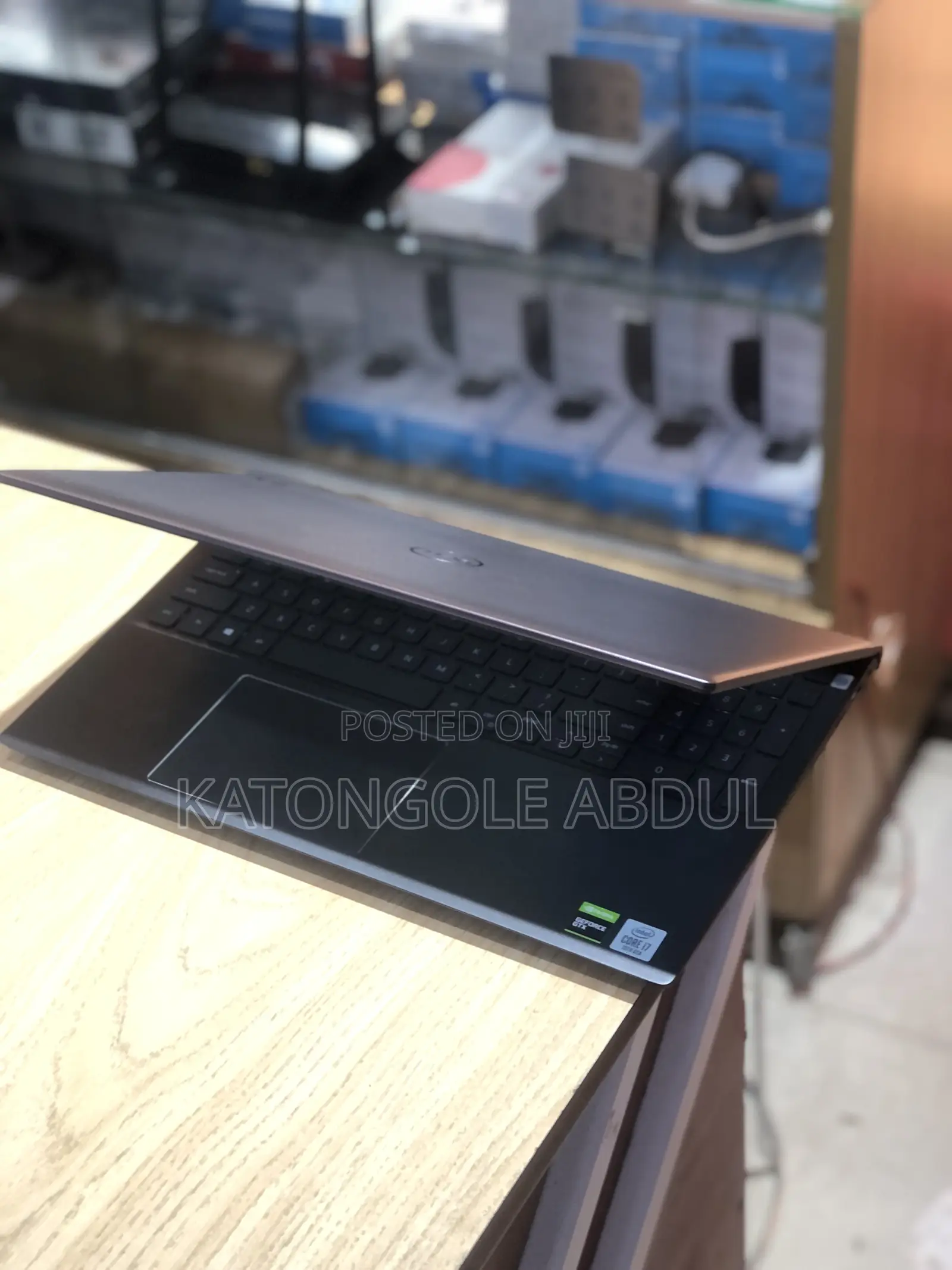 New Laptop Dell Vostro 7510 16GB Intel Core I7 SSD 500GB