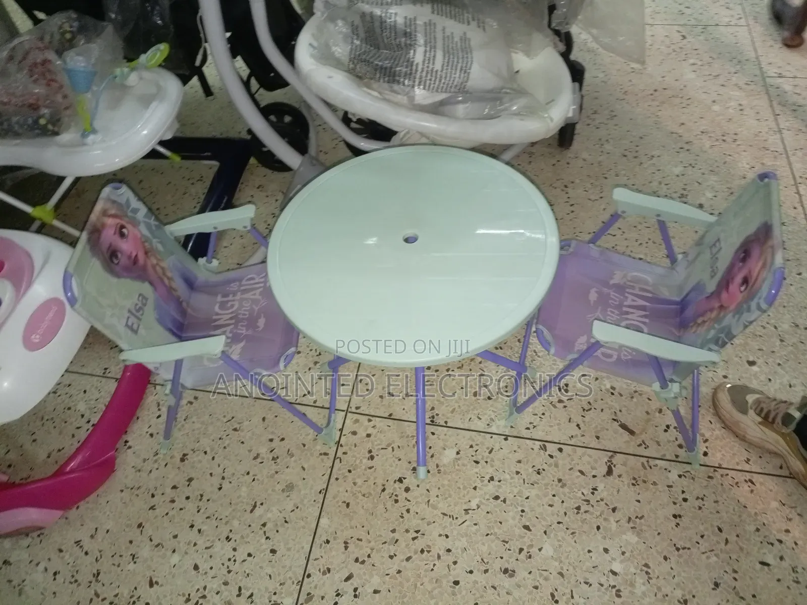 Kids Chairs With a Table