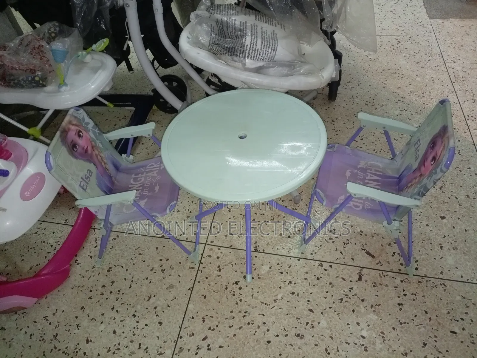 Kids Chairs With a Table