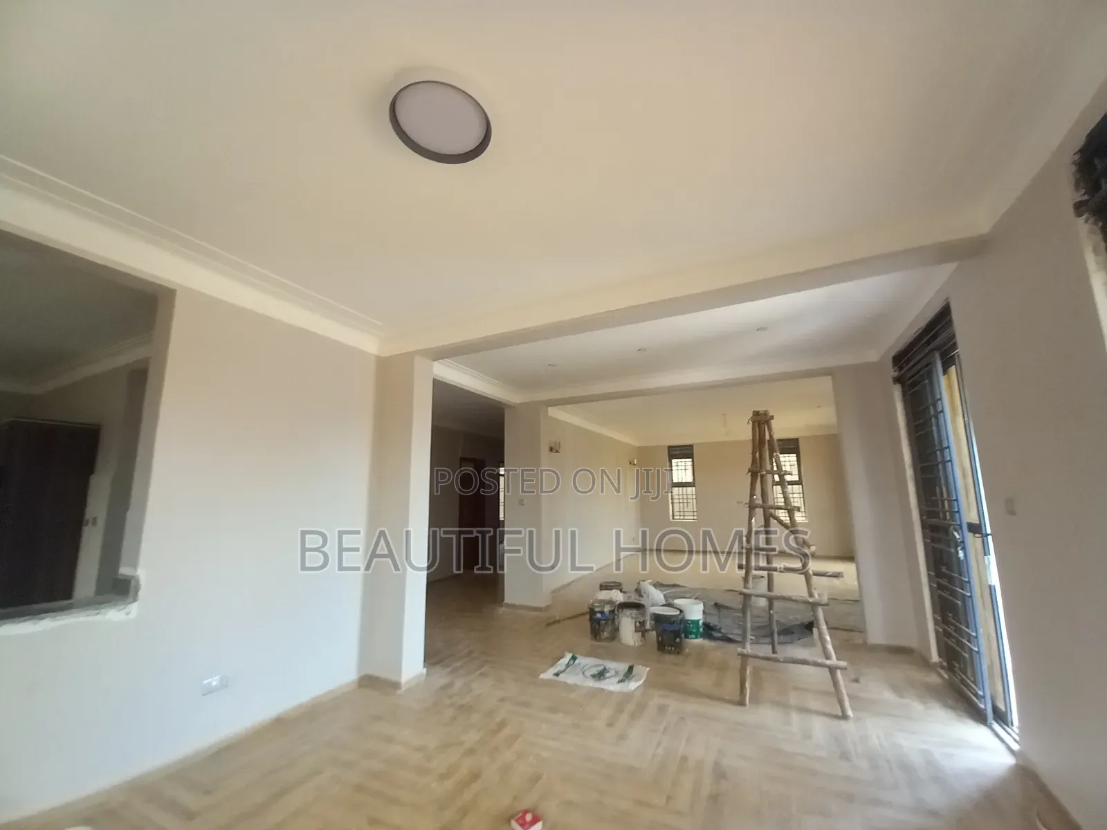 Furnished 6bdrm Duplex in Kira, Central Division for sale