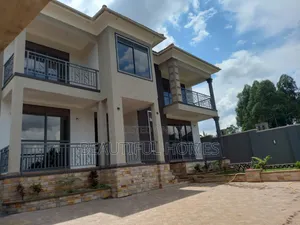 Furnished 6bdrm House in Kira Corporate, Central Division for sale