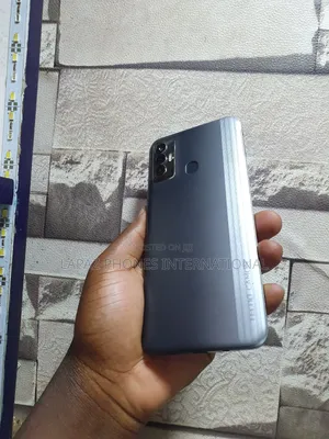 Tecno Camon 18i 128 GB Gray