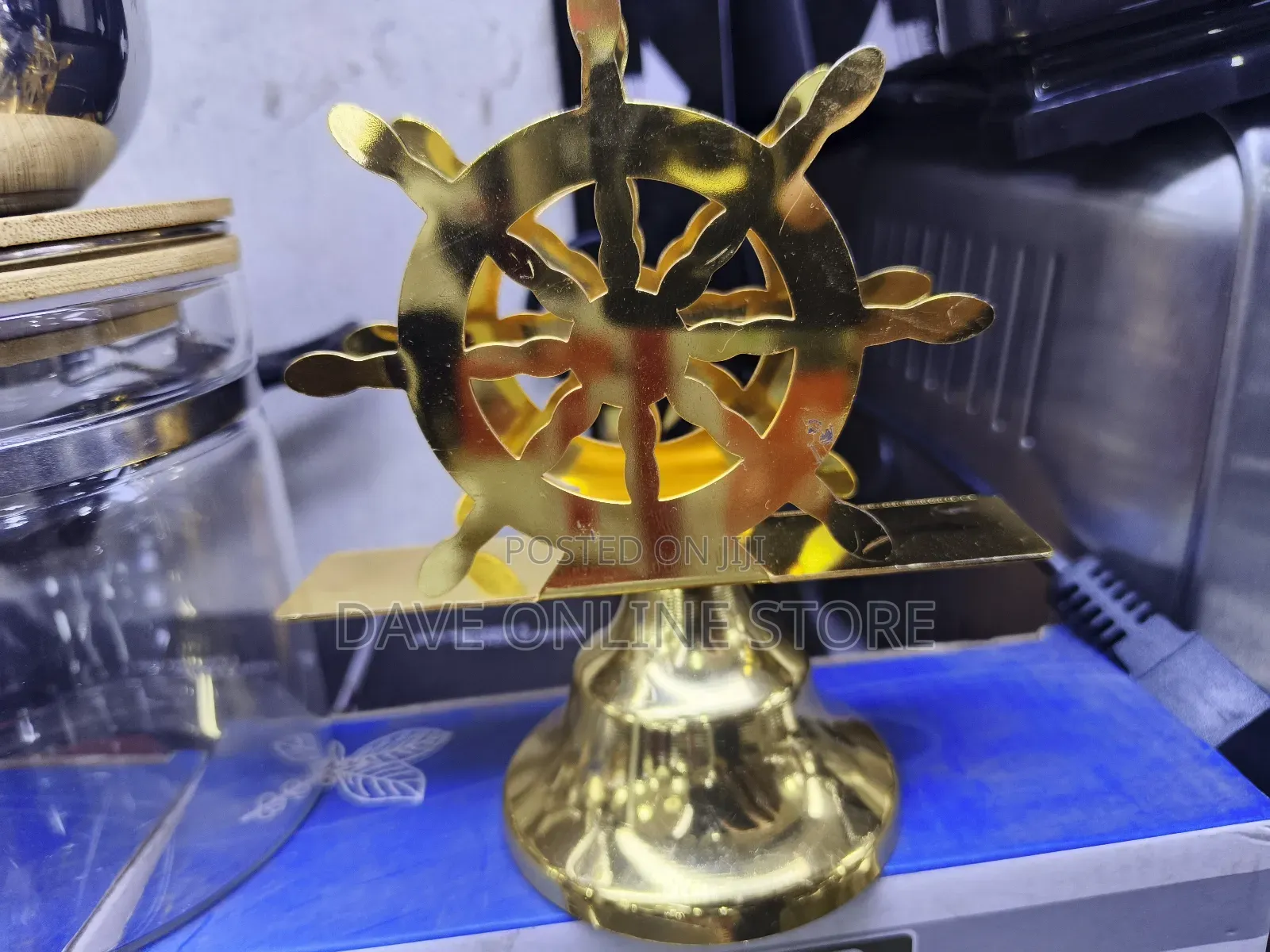 Gold Free Standing Serviet Holder
