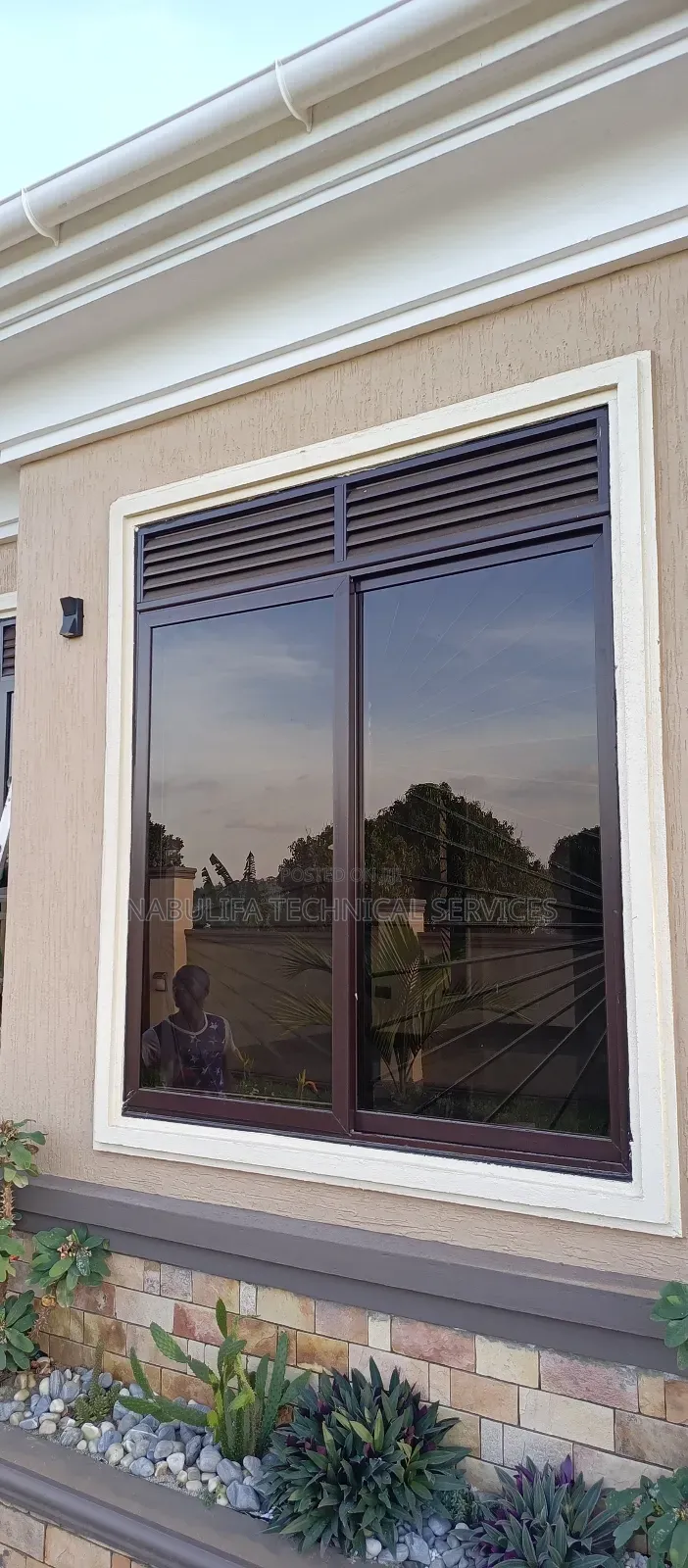 Beautiful Aluminium Windows Fabrication and Installation