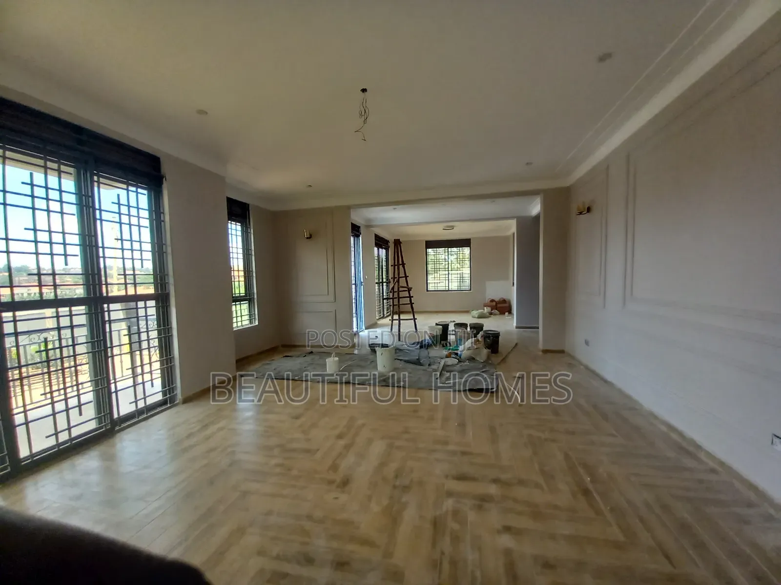 Furnished 6bdrm House in Kira Ministers for sale