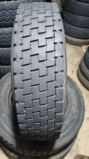 9.5r17.5 Second Hand Tyres