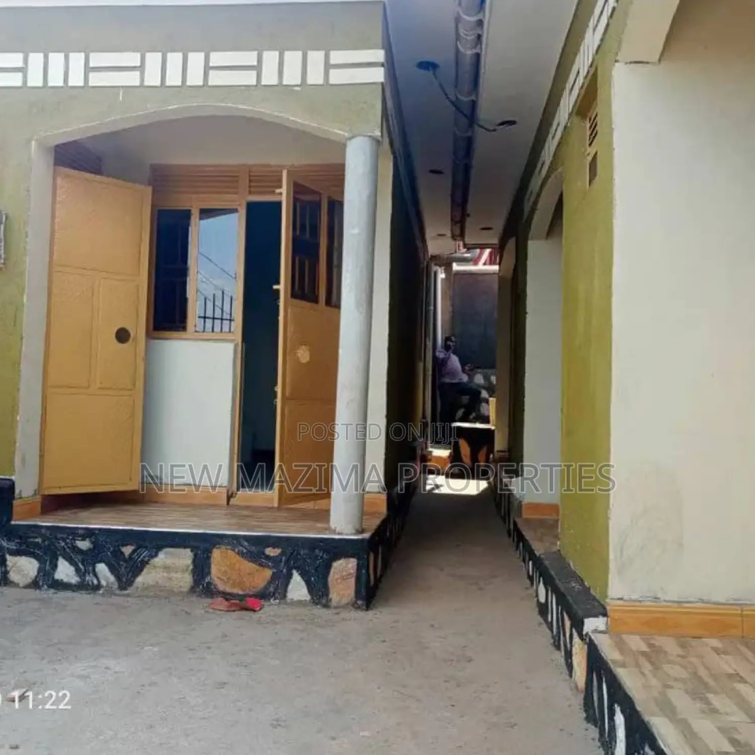 4bdrm House in Bulenga Town, Division A for sale