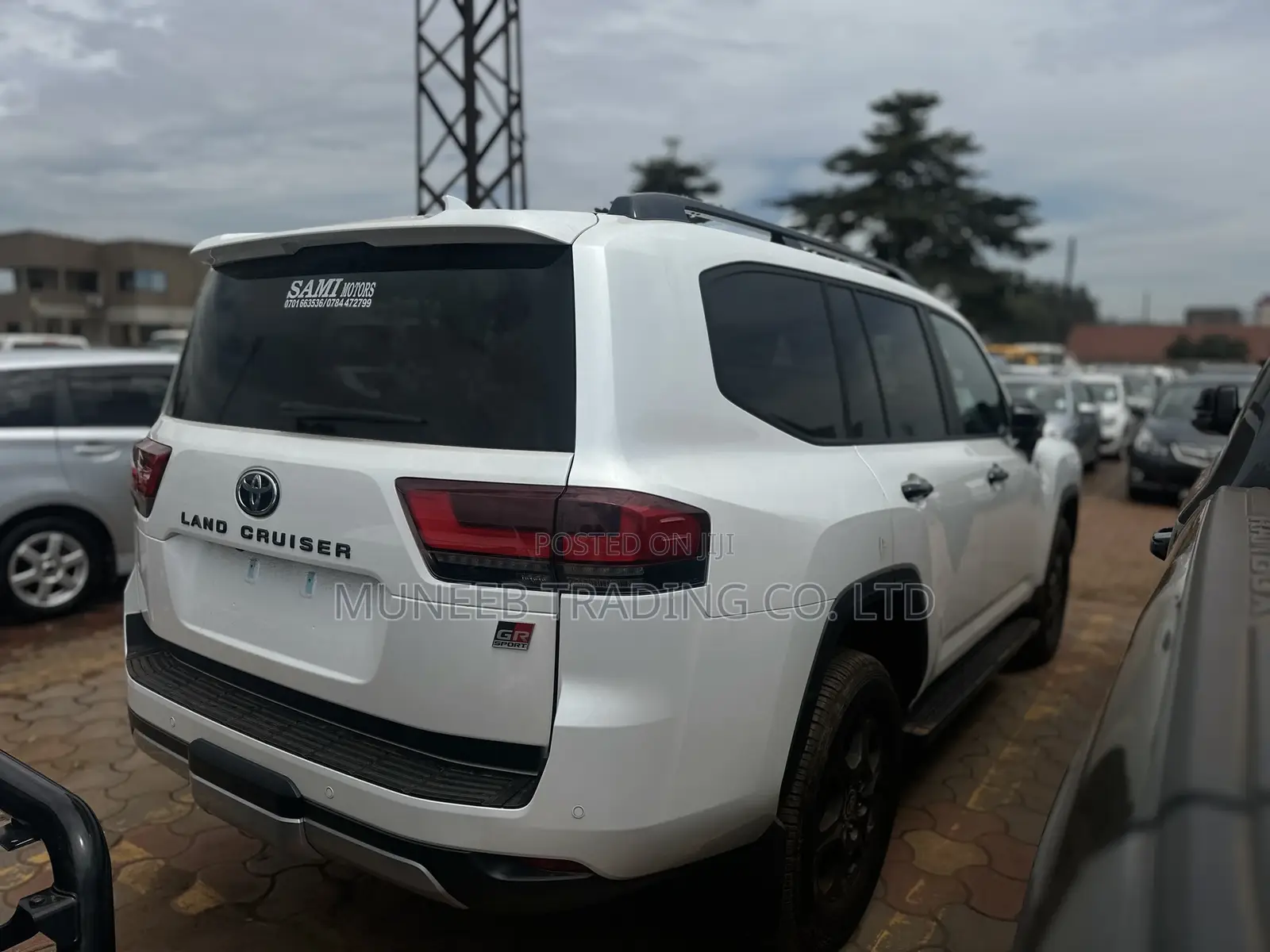 Toyota Land Cruiser Prado 2024 White