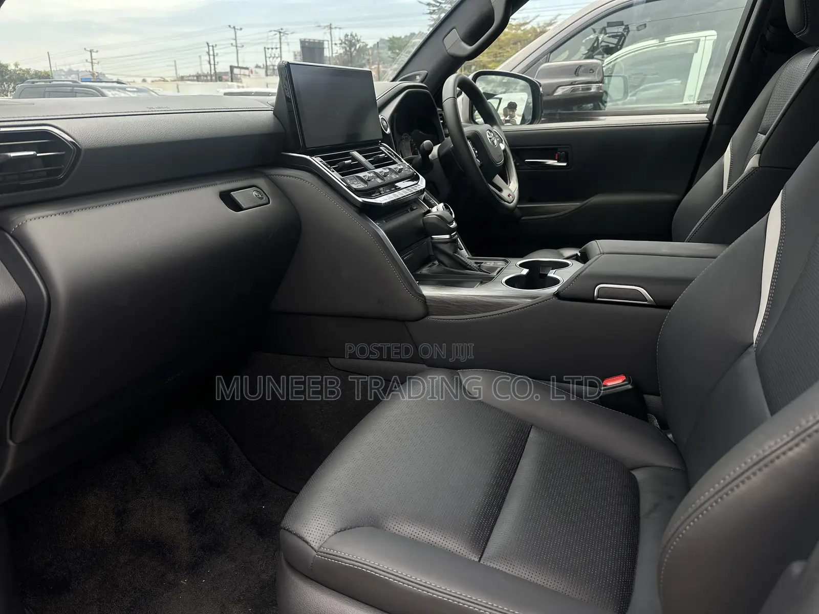 Toyota Land Cruiser Prado 2024 White