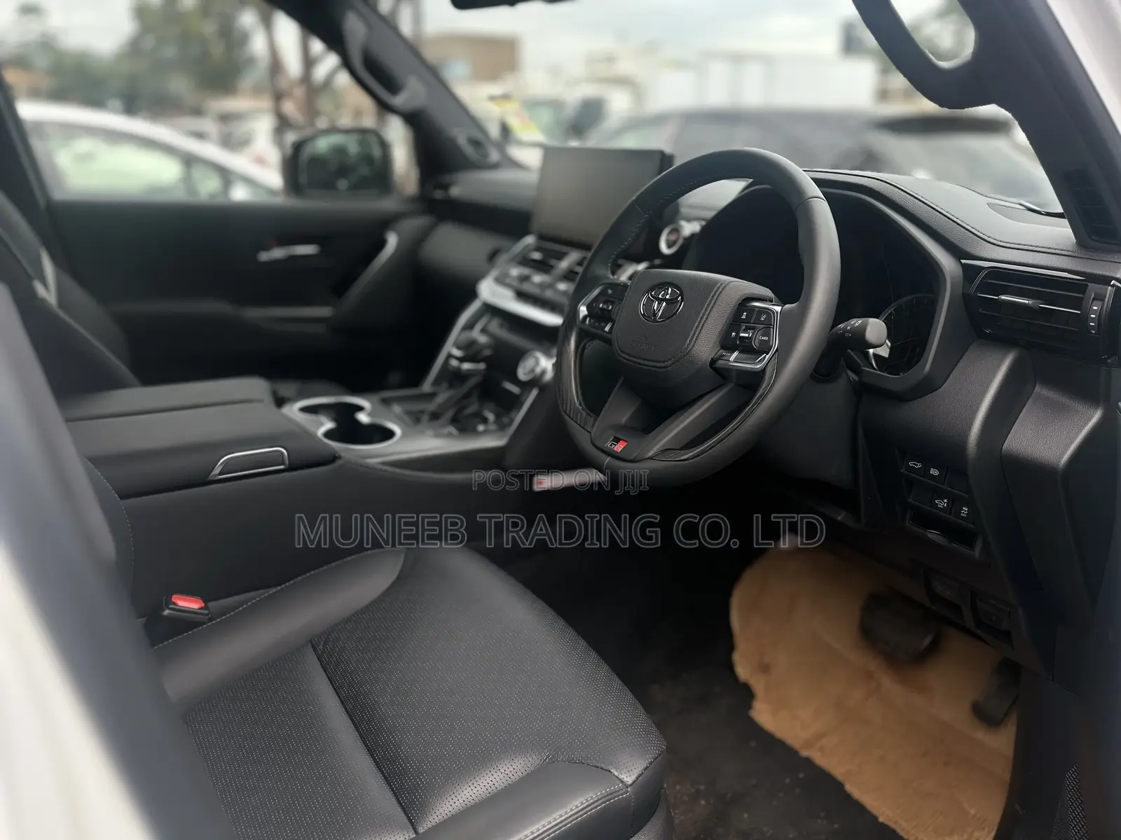 Toyota Land Cruiser Prado 2024 White