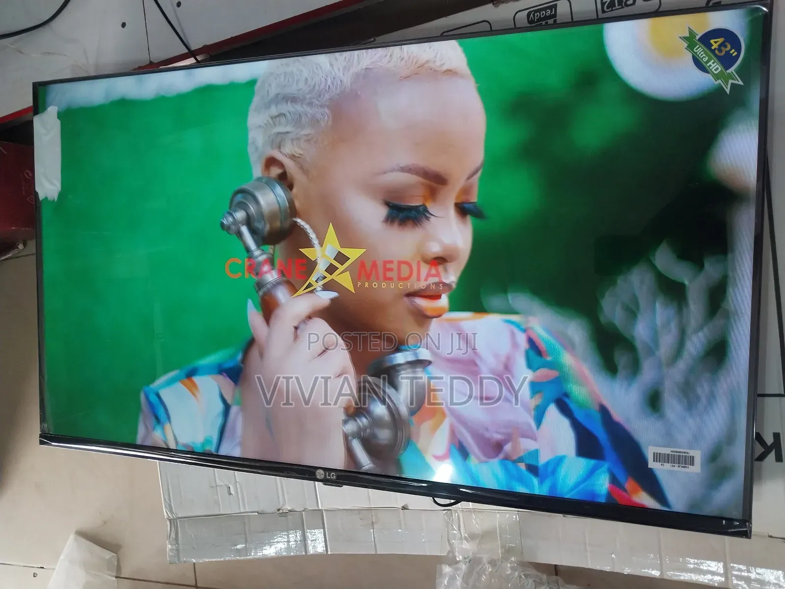 43" Lg Led Frat Screen Digital Tv