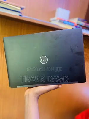 Laptop Dell Latitude 7390 8GB Intel Core I5 SSD 512GB