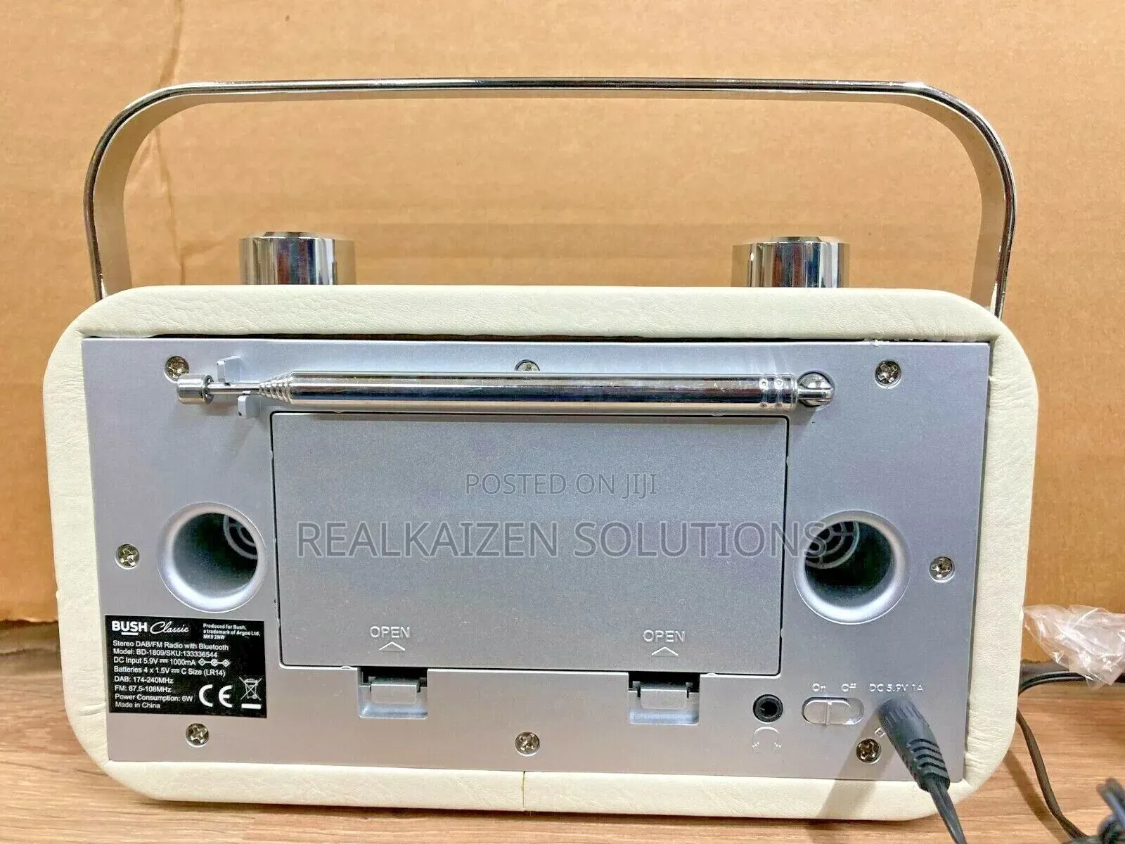 UK BUSH Classic Leather Look Bluetooth 
DAB FM Digital Radio