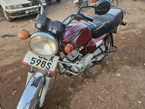 Bajaj Boxer 2019 Red
