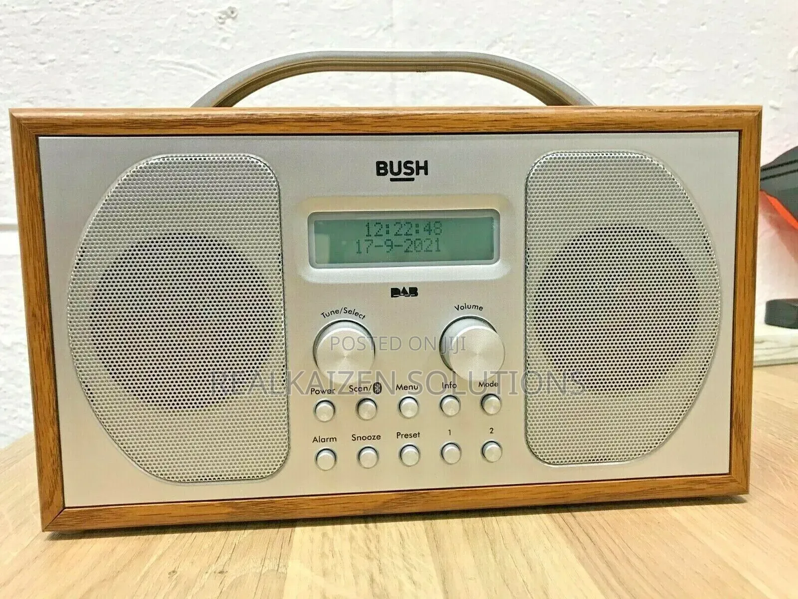 UK BUSH DAB FM Bluetooth Silver Wood Digital Radio